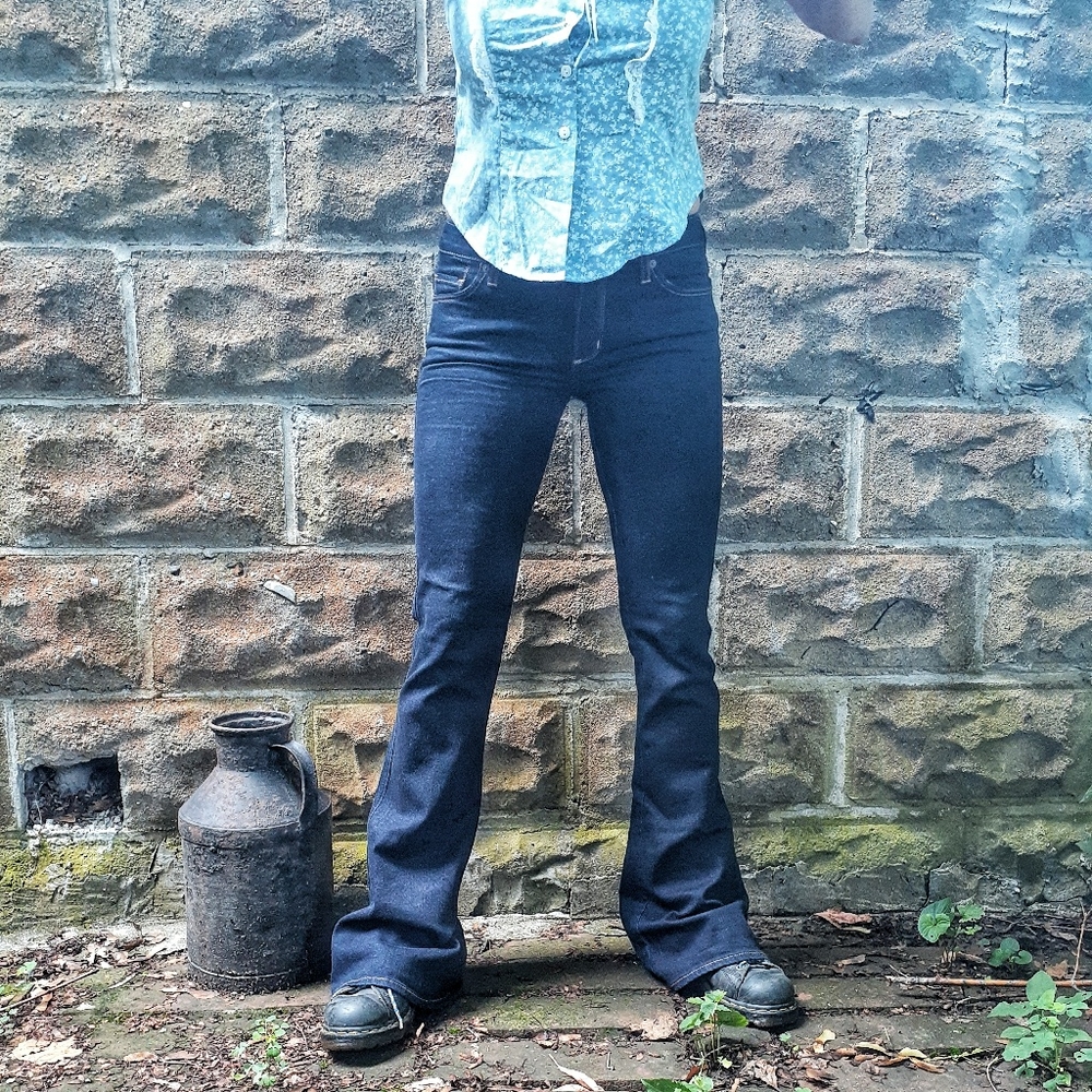 vintage y2k abercrombie dark wash bell bottoms - Picture 3 of 13